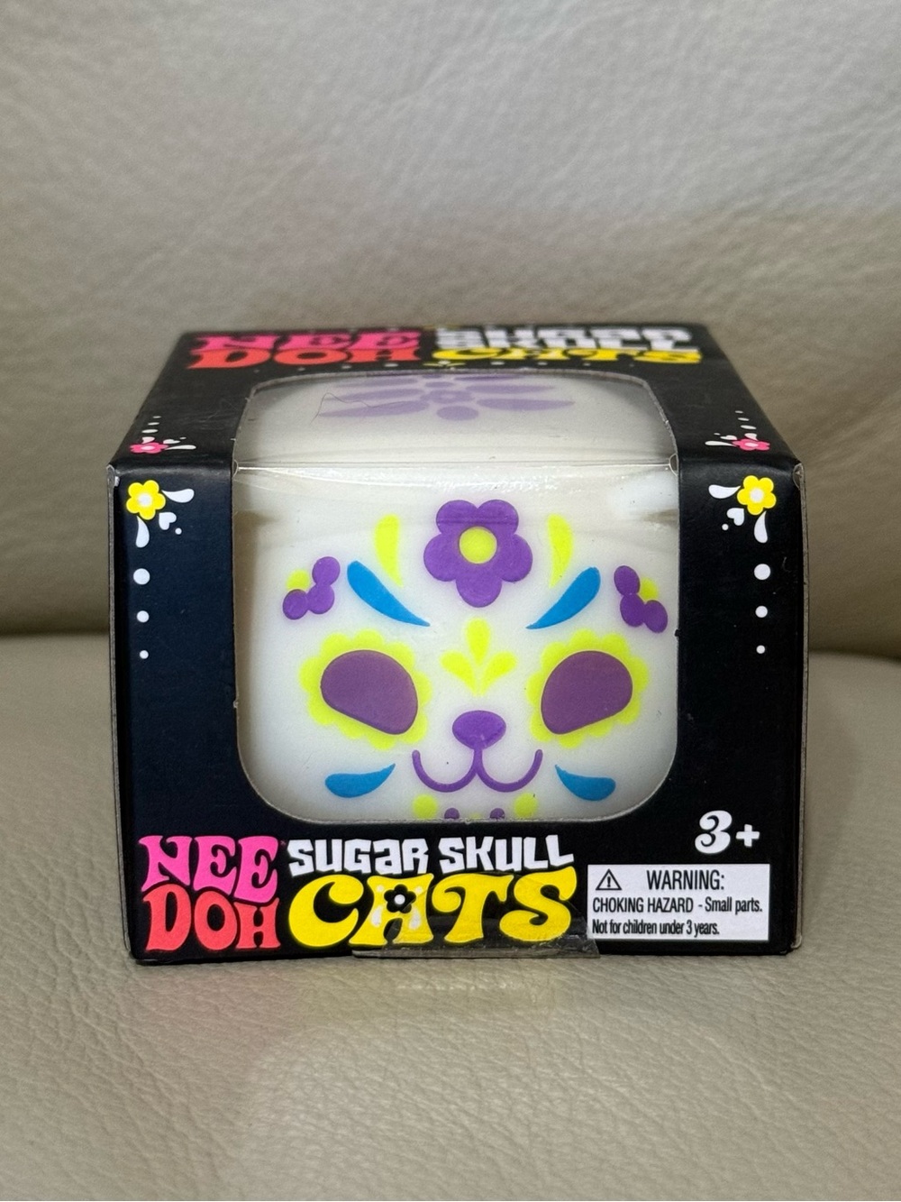 NEW HTF Glow NeeDoh Sugar Skull Cat Glow in the Dark Nee Doh Cat Purple